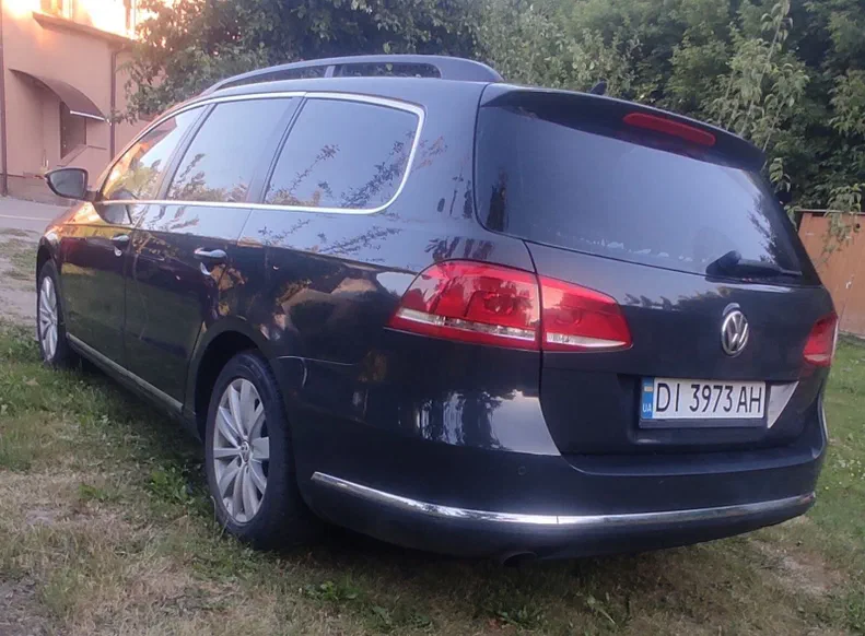 Volkswagen Passat 2011 - 2