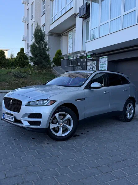 Jaguar F-Pace 2016 - 3