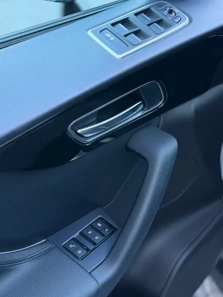 Jaguar F-Pace 2016 - 15