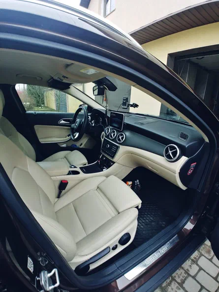 Mercedes-Benz GLA 2015 - 3