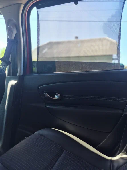 Renault Scenic 2011 - 12