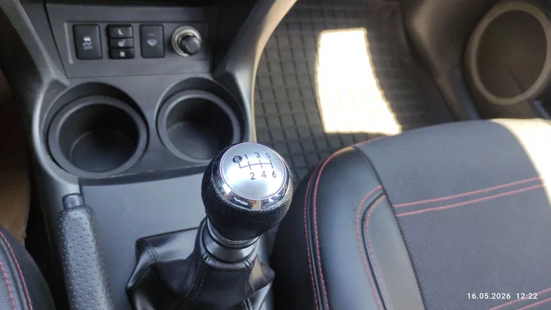 Toyota RAV4 2011 - 18