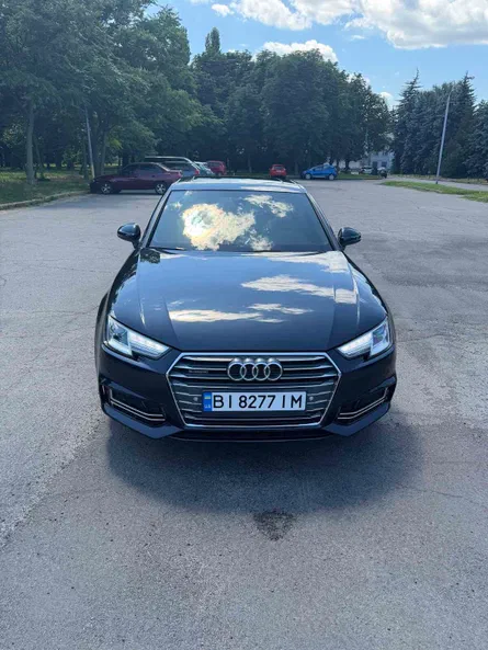 Audi A4 2018 - 0