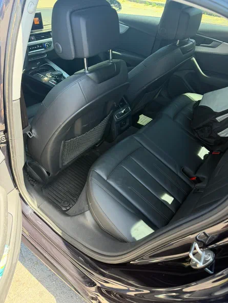 Audi A4 2018 - 8