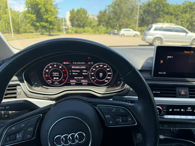 Audi A4 2018 - 7