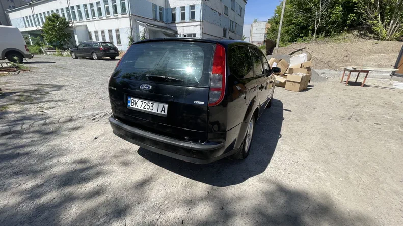 Ford Focus 2006 - 3