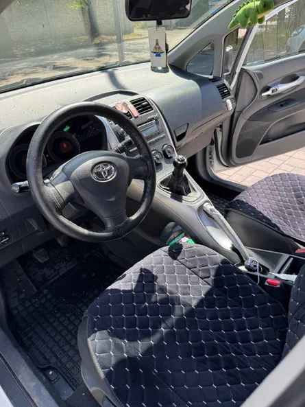 Toyota Auris 2007 - 4
