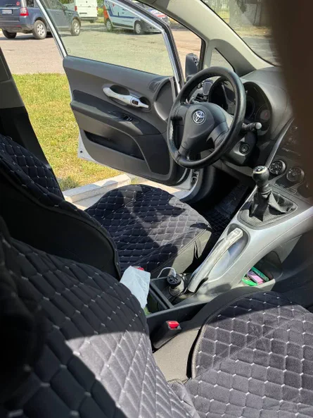 Toyota Auris 2007 - 3