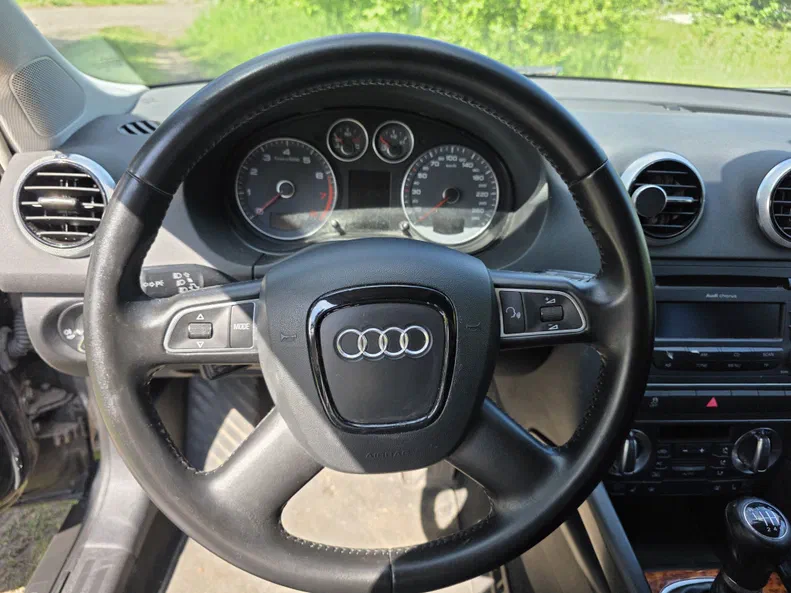 Audi A3 2010 - 6