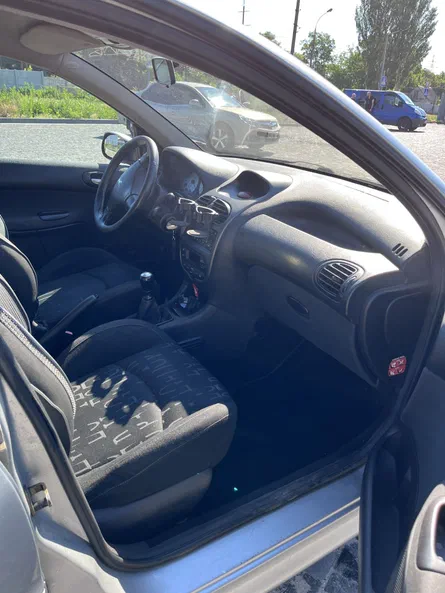Peugeot 206 2004 - 5