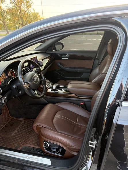 Audi A8 2014 - 8