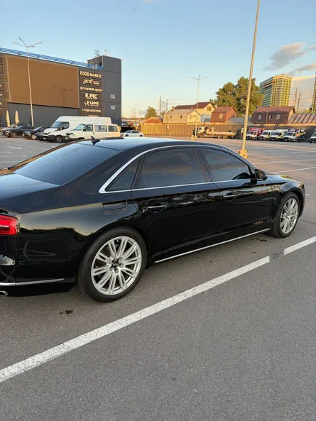 Audi A8 2014 - 4