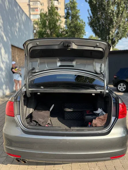 Volkswagen Jetta 2011 - 7