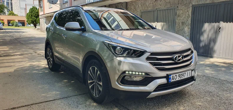 Hyundai Santa Fe 2016 - 9