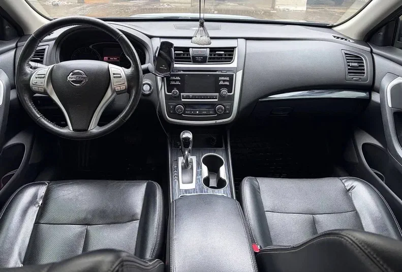 Nissan Altima 2017 - 1