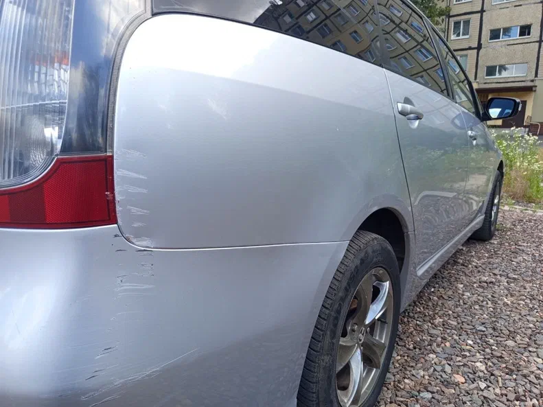 Mitsubishi Grandis 2008 - 4