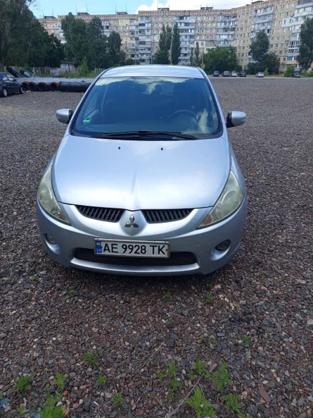 Mitsubishi Grandis 2008 - 0