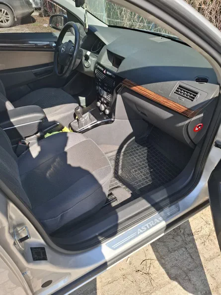 Opel Astra 2007 - 2