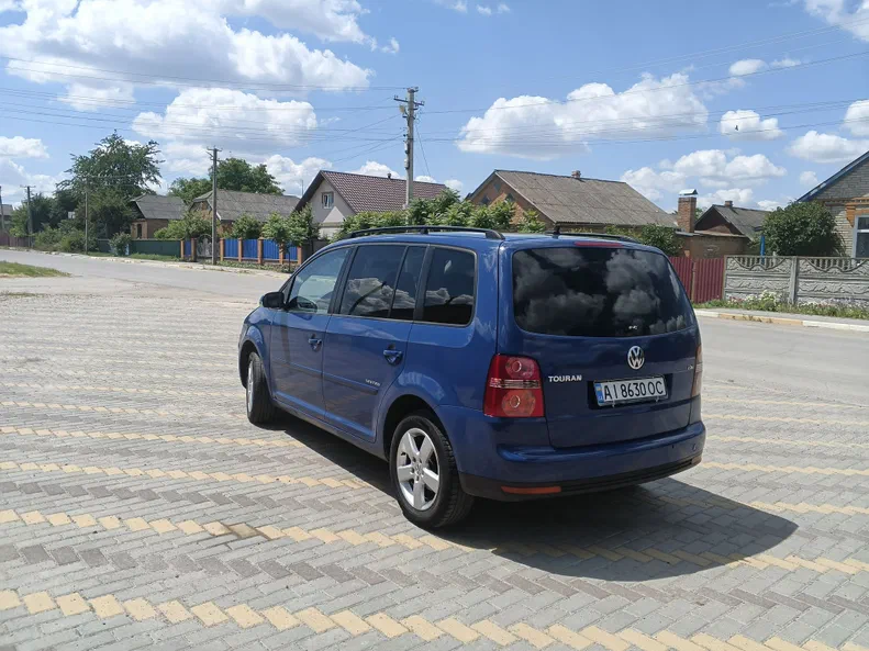 Volkswagen Touran 2009 - 4