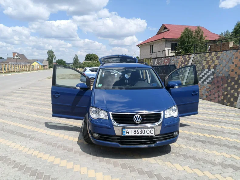 Volkswagen Touran 2009 - 9