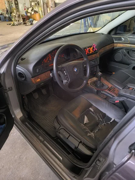 BMW 5 серія 1998 - 9