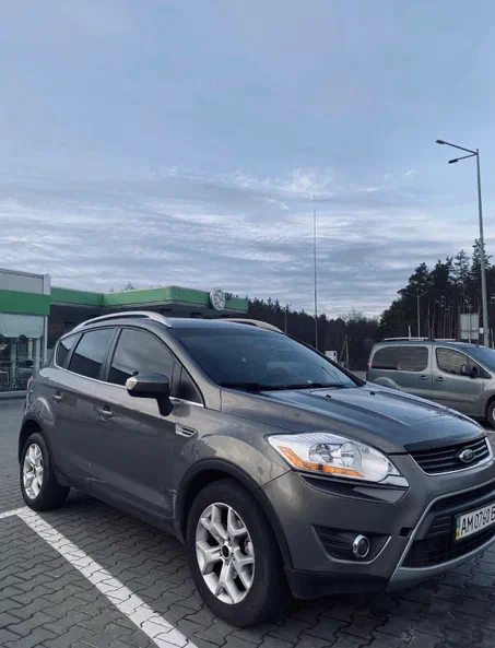 Ford Kuga 2012 - 1