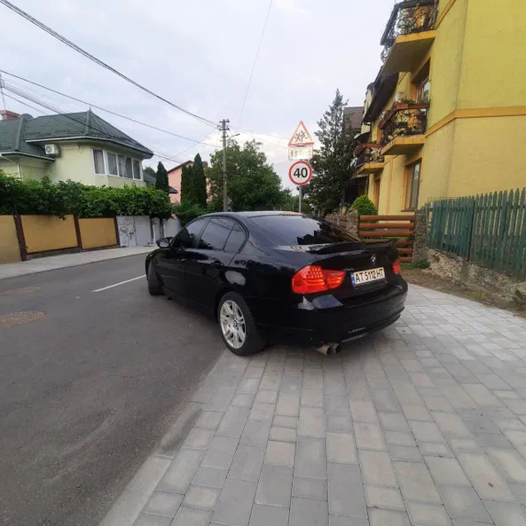 BMW 3 серія 2009 - 8