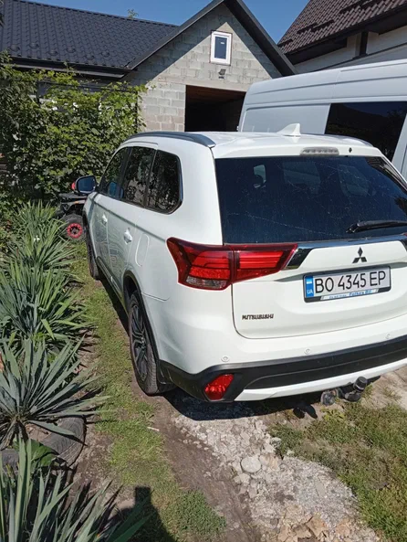 Mitsubishi Outlander 2017