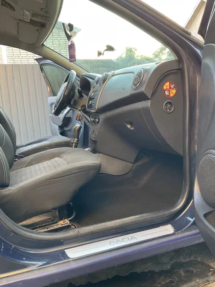 Dacia Logan 2013 - 19