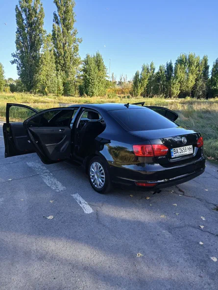 Volkswagen Jetta 2014