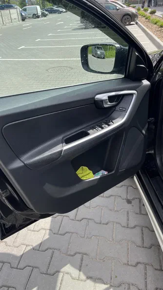 Volvo XC60 2011 - 25