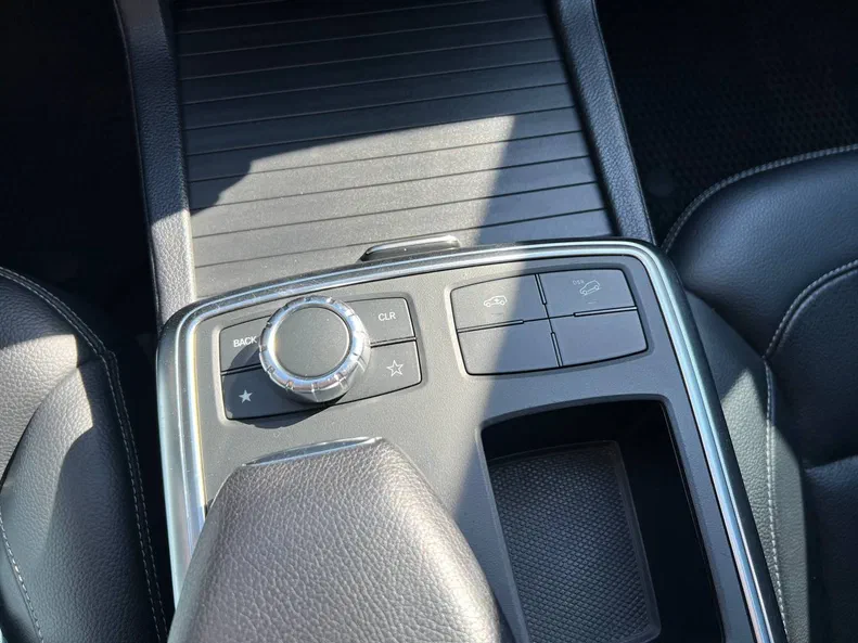 Mercedes-Benz GL-Клас 2015 - 37