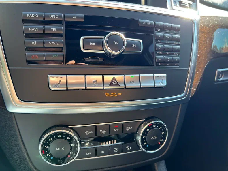 Mercedes-Benz GL-Клас 2015 - 36