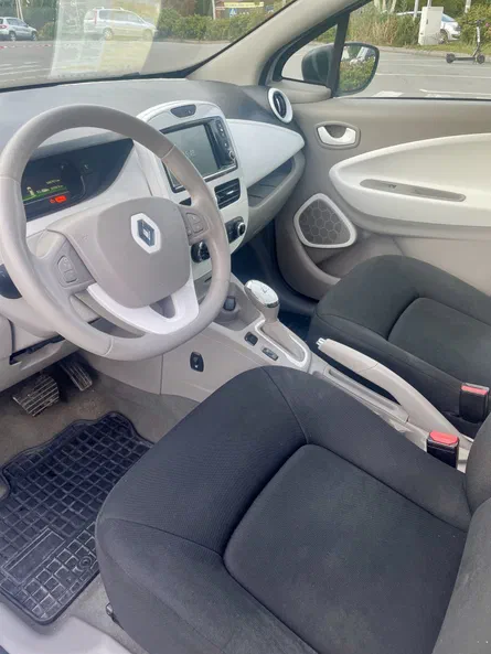 Renault ZOE 2019 - 11