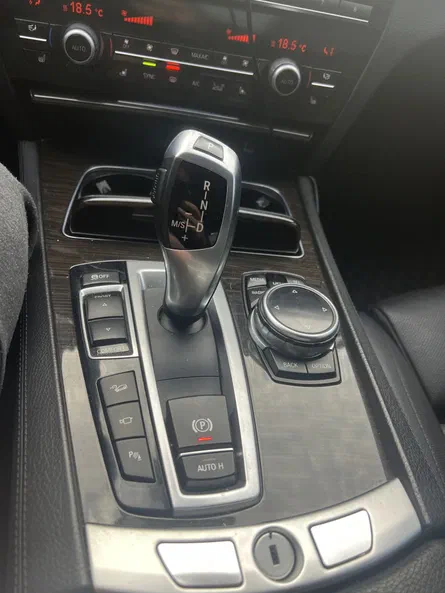 BMW 7 серии 2014