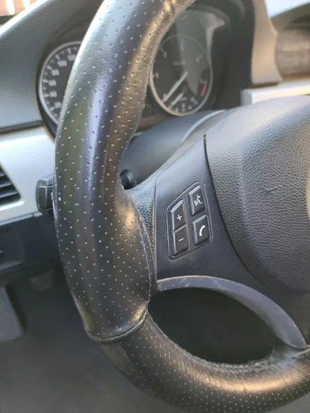 BMW 3 серія 2011 - 16