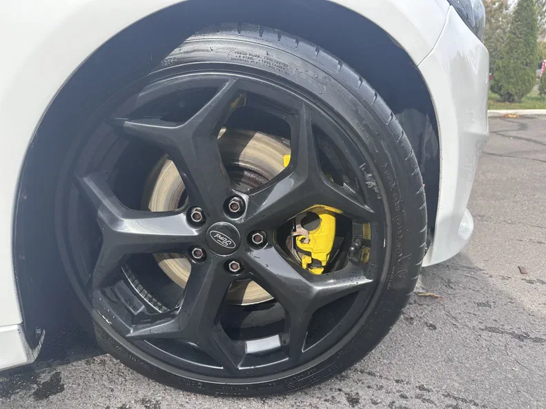 Ford Focus ST 2016 - 15