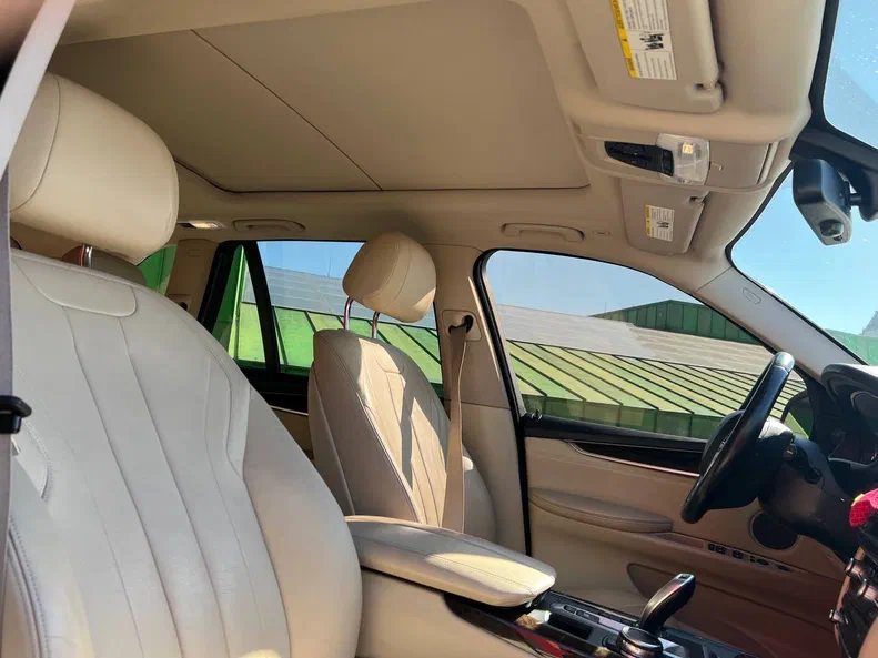 BMW X5 2015 - 9