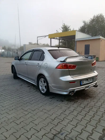 Mitsubishi Lancer 2009 - 13