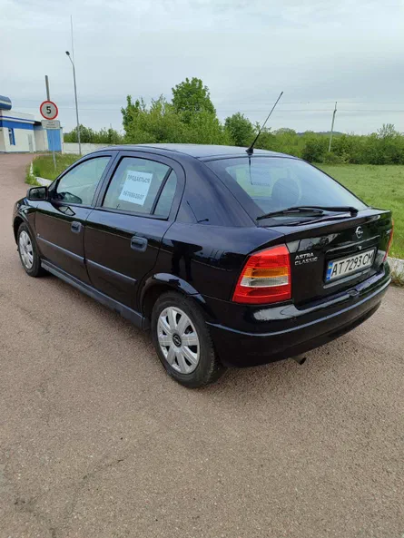Opel Astra 2005