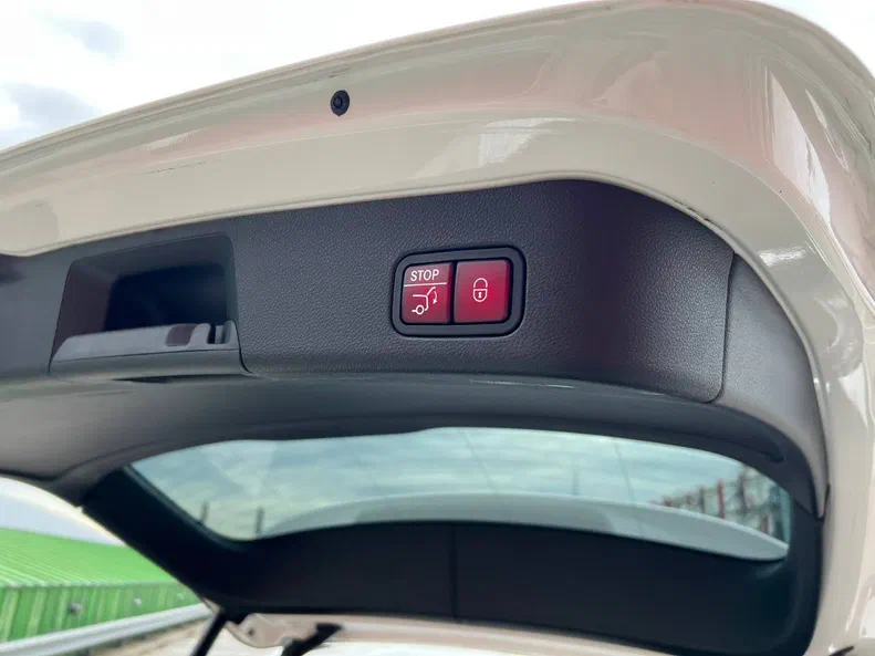 Mercedes-Benz GLE 2016 - 14