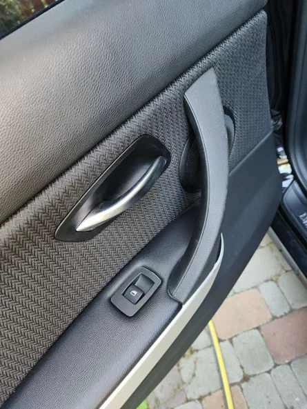 BMW 3 серія 2011 - 23