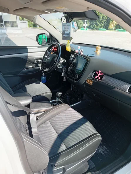 Mitsubishi Outlander 2017 - 5