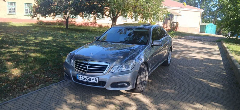 Mercedes-Benz E-Класс 2010