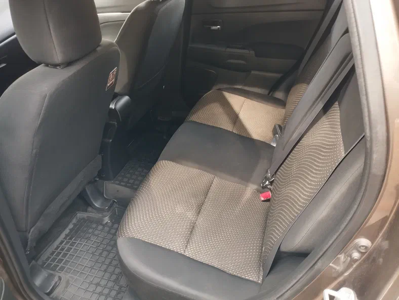 Mitsubishi ASX 2014 - 11