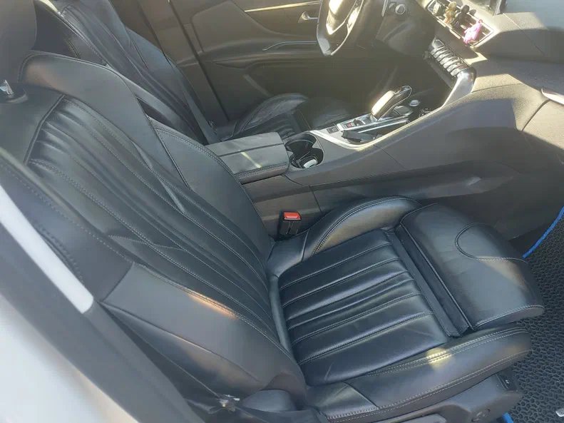 Peugeot 3008 2017 - 9