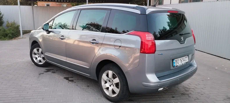 Peugeot 5008 2015 - 19