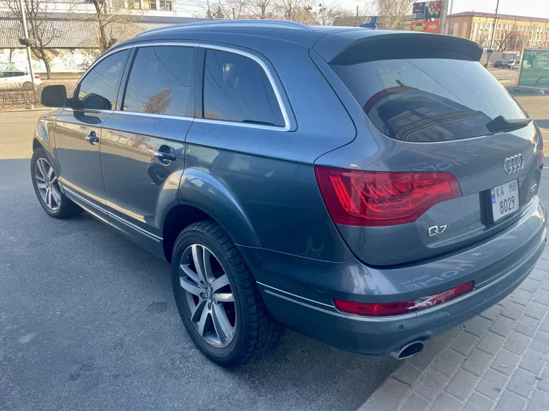 Audi Q7 2013