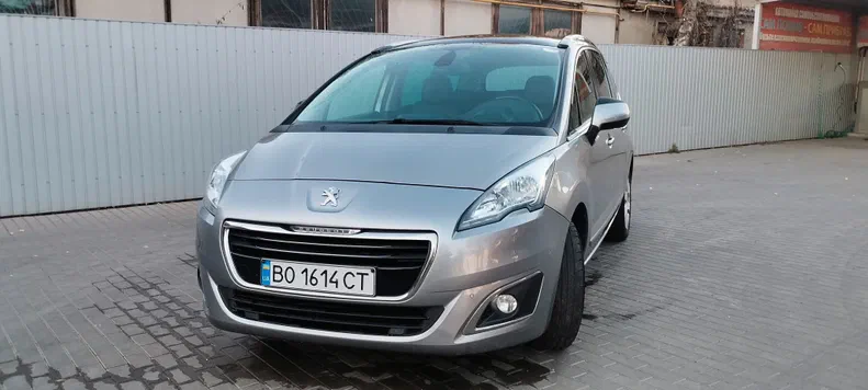 Peugeot 5008 2015 - 18