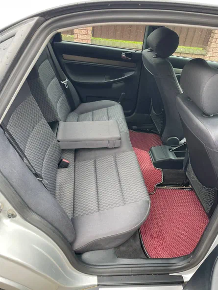 Audi A4 1999 - 5